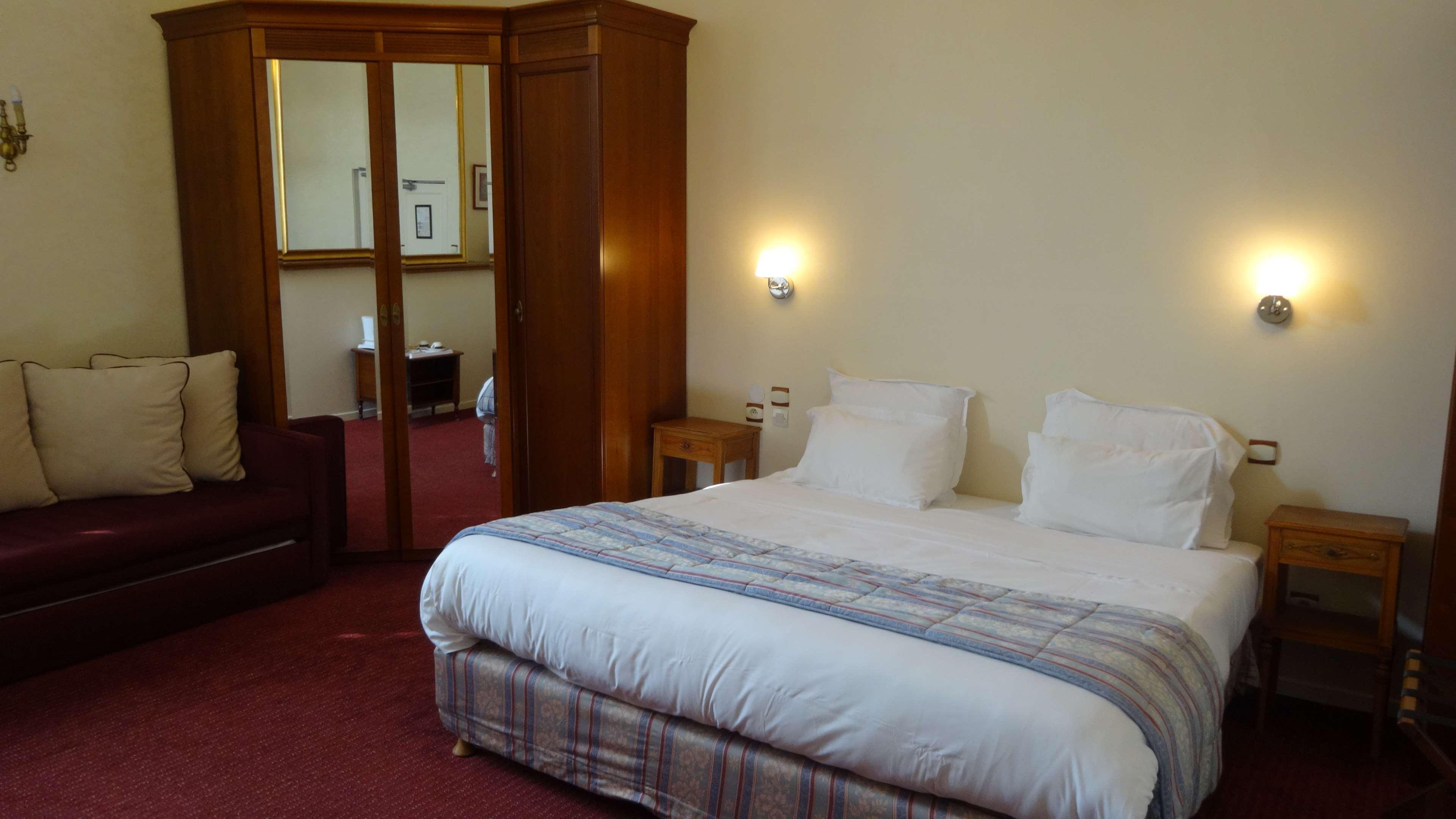 Best Western Hotel Montgomery Pontorson Exterior photo