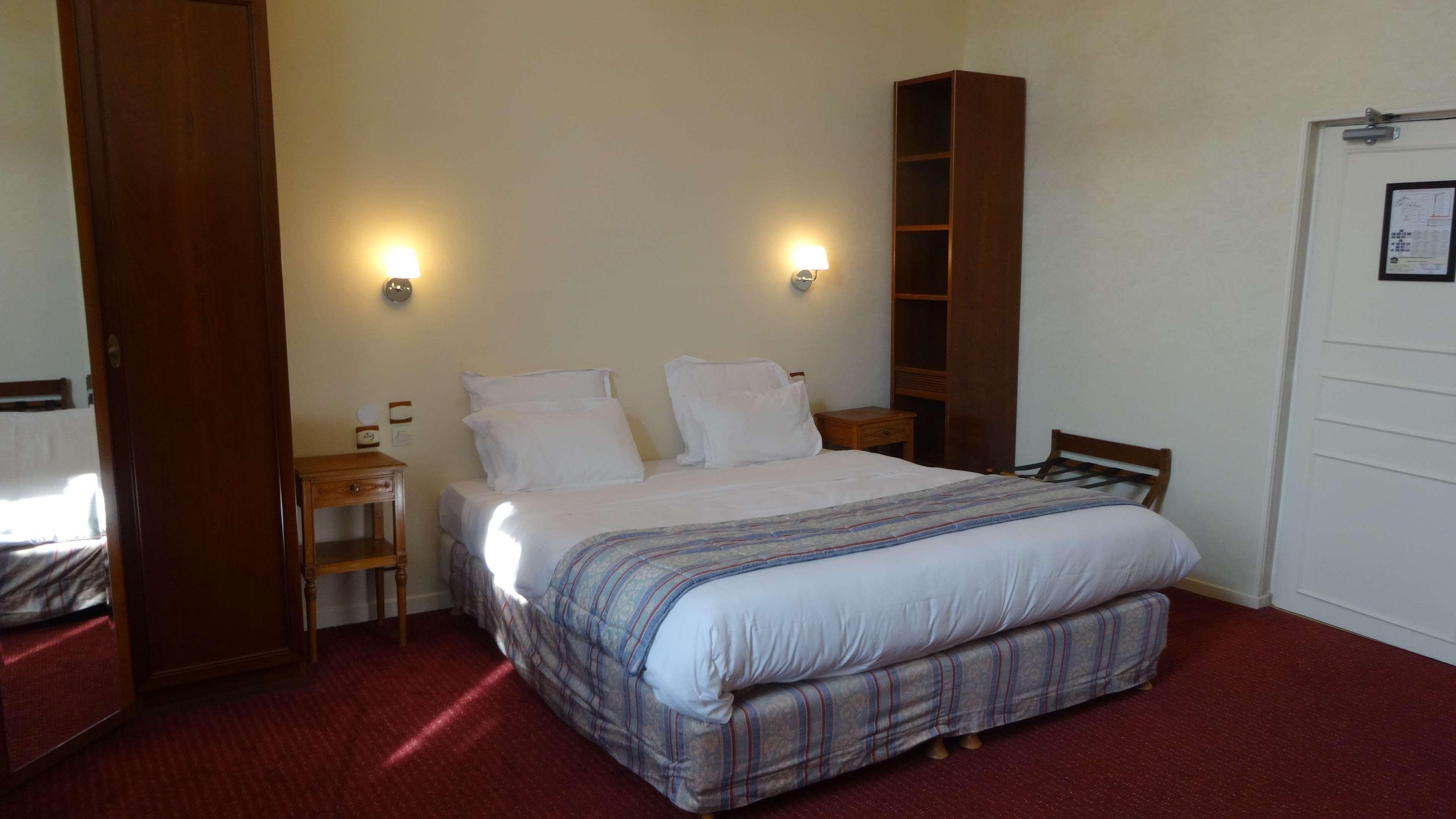 Best Western Hotel Montgomery Pontorson Exterior photo