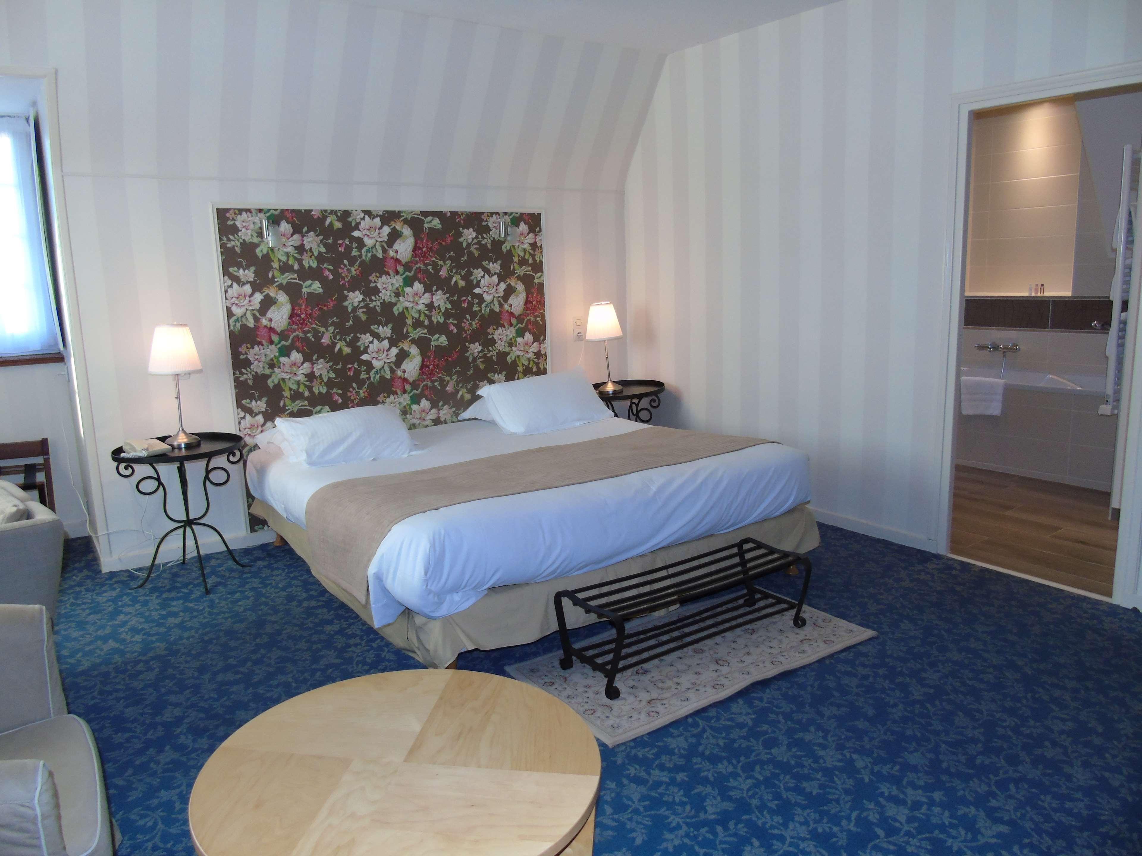 Best Western Hotel Montgomery Pontorson Exterior photo