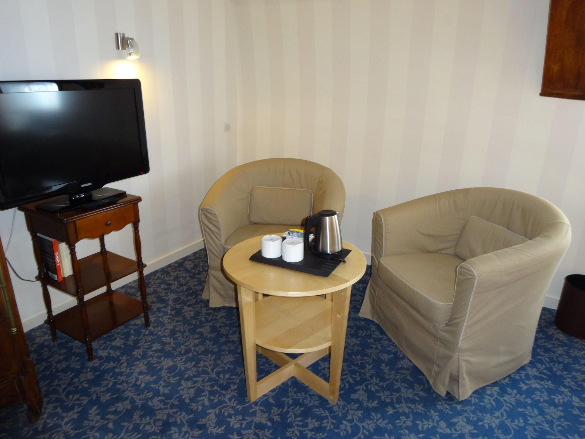 Best Western Hotel Montgomery Pontorson Exterior photo