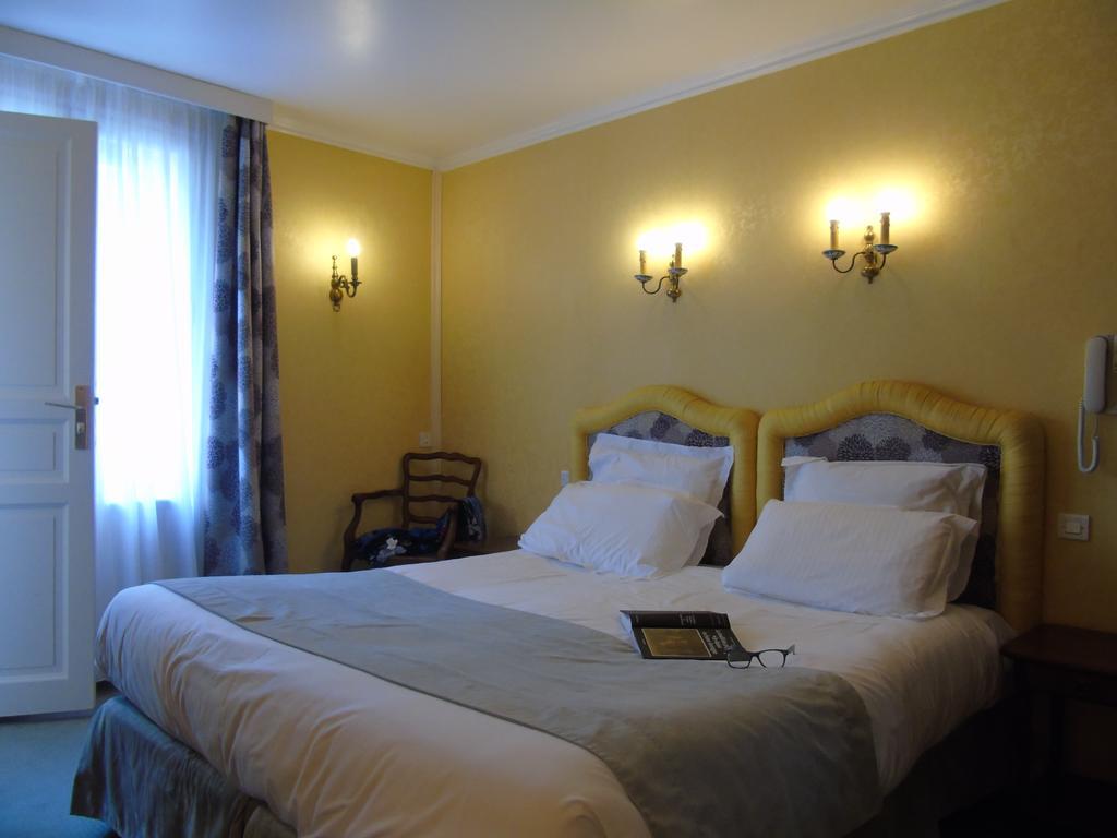 Best Western Hotel Montgomery Pontorson Exterior photo